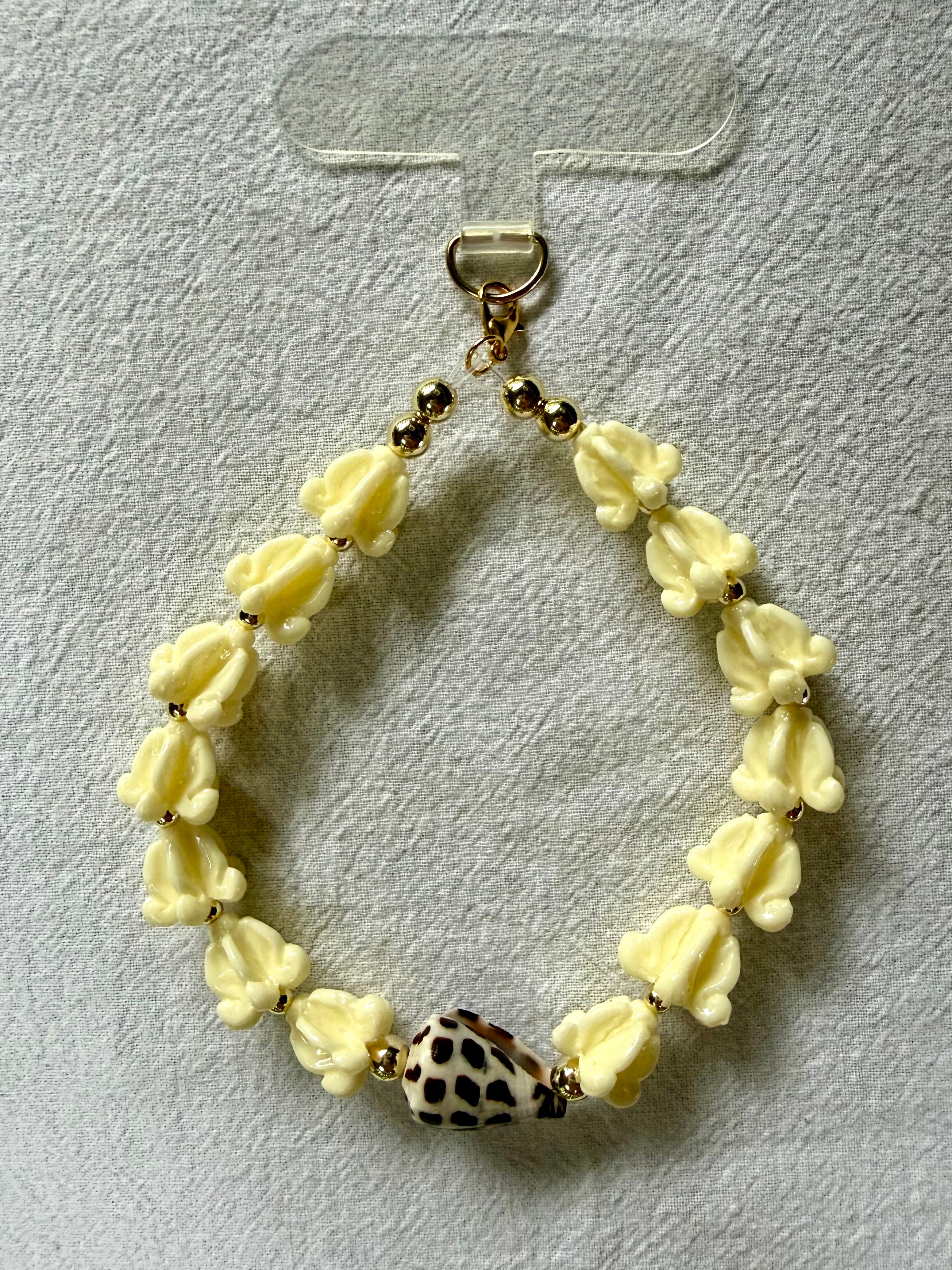 Shell Phone Wristlets