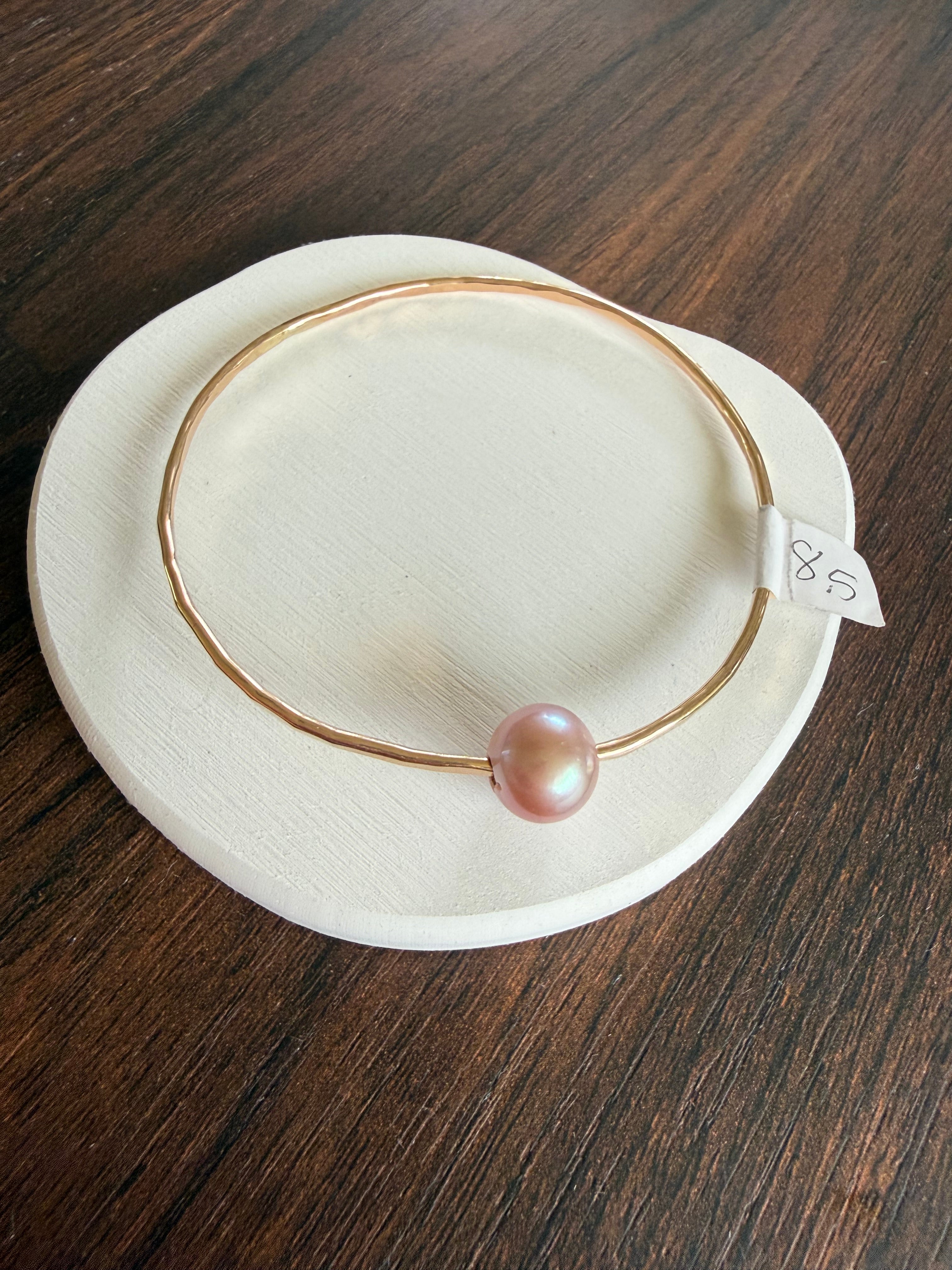 Gold Filled Bangle w/ Pink Edison Pearl Size 8.5 12g