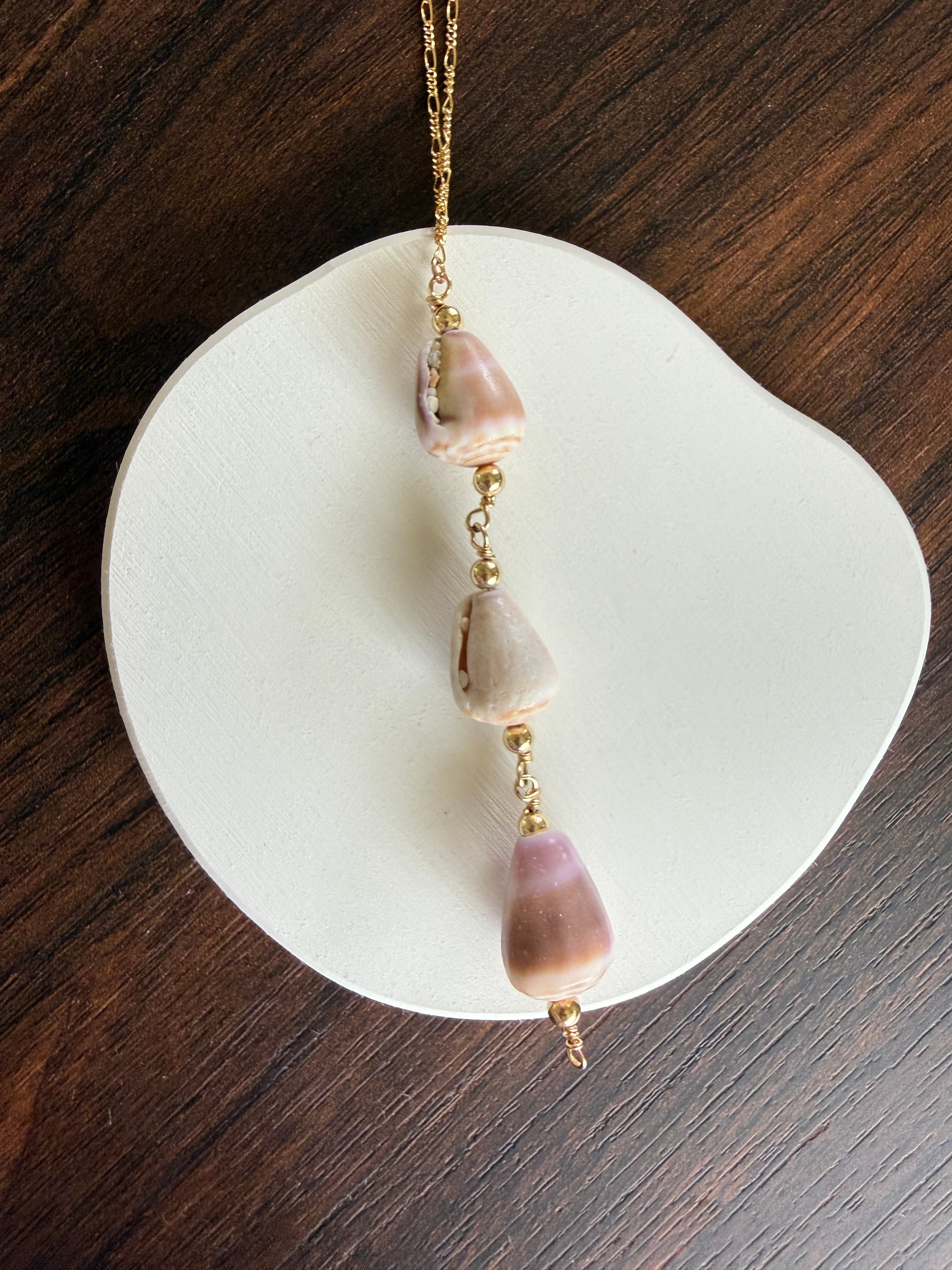 Gold Filled Three Cone Shell Lariat 18"