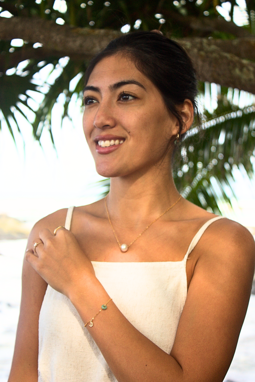 Ocean's Light Pearl Necklaces